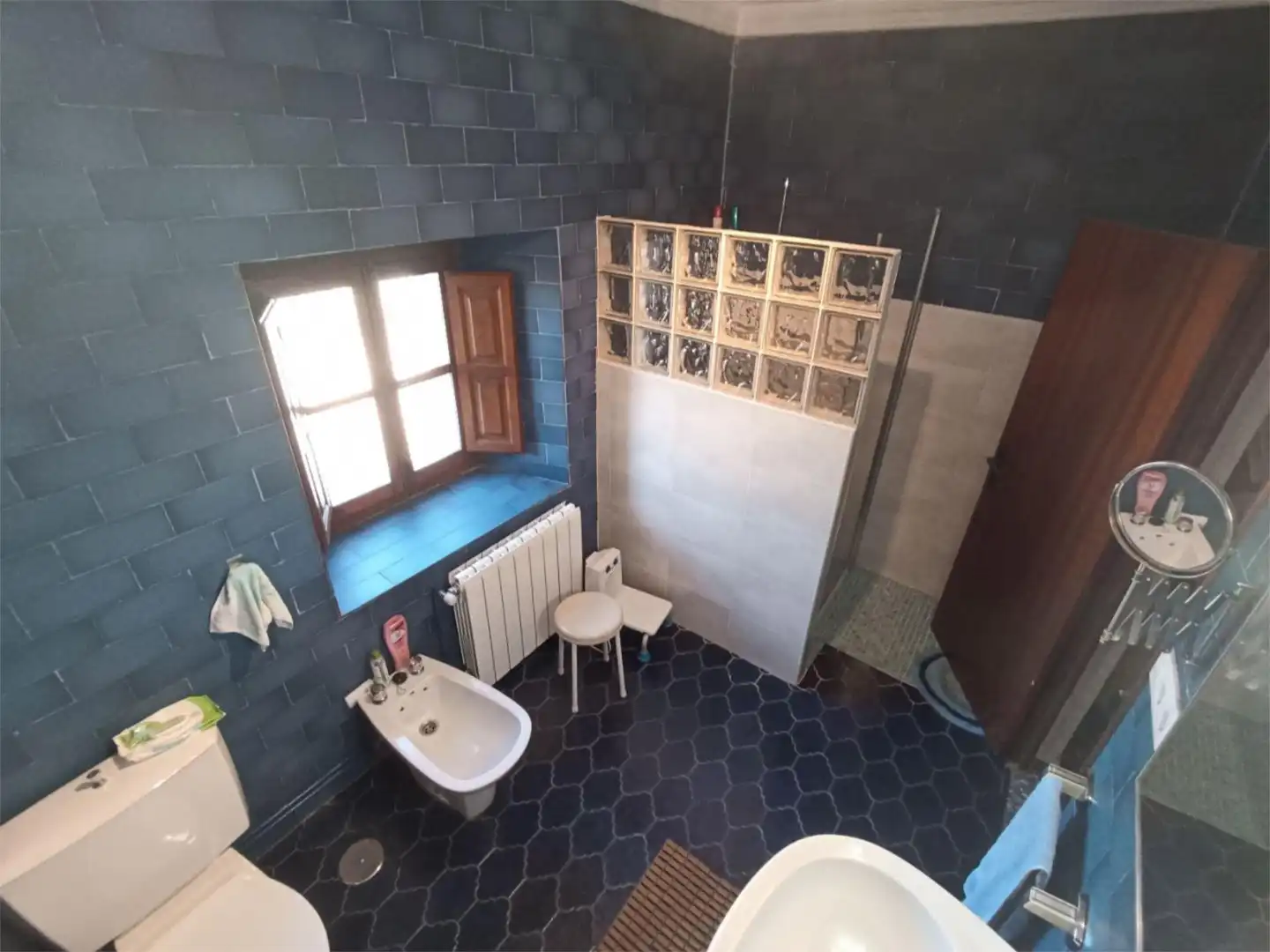 Bathroom of Country homes for sale in Plasenzuela  with Air Conditioner, Heating and Private garden