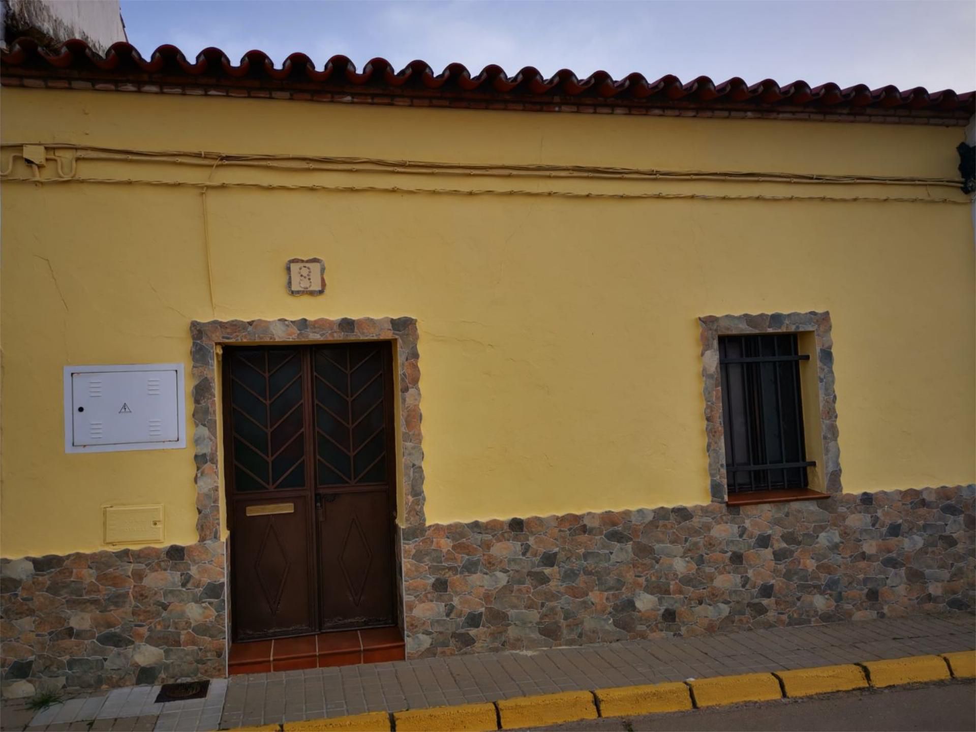 Vista exterior de Pis en venda en El Campillo (Huelva) amb Traster