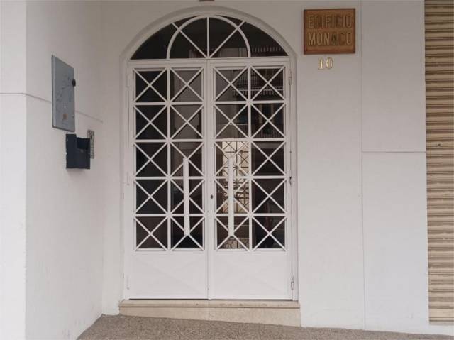 Garaje en Alquiler en Calle Hoya de la Mora, 10 en Camino de los Neveros - Serrallo