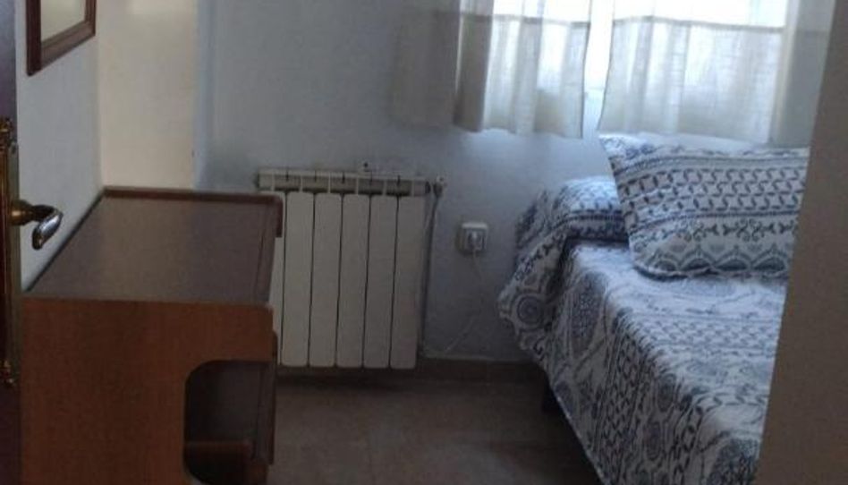 Room in Street Calle de Nuestra Señora de Araceli, 9, Casco Histórico de Barajas, Madrid Capital - image 1 Photo 1 of Room in Street Calle de Nuestra Señora de Araceli, 9, Casco Histórico de Barajas, Madrid Capital