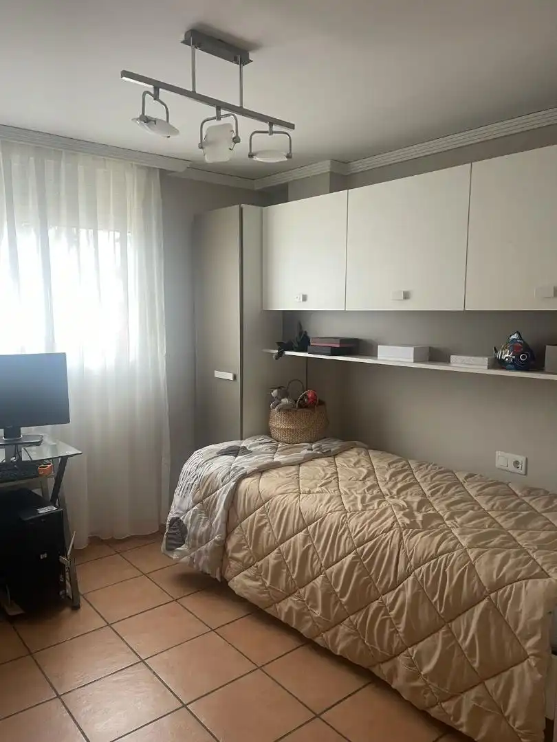 Dormitori de Casa adosada en venda en Gandia amb Terrassa, Piscina i Balcó