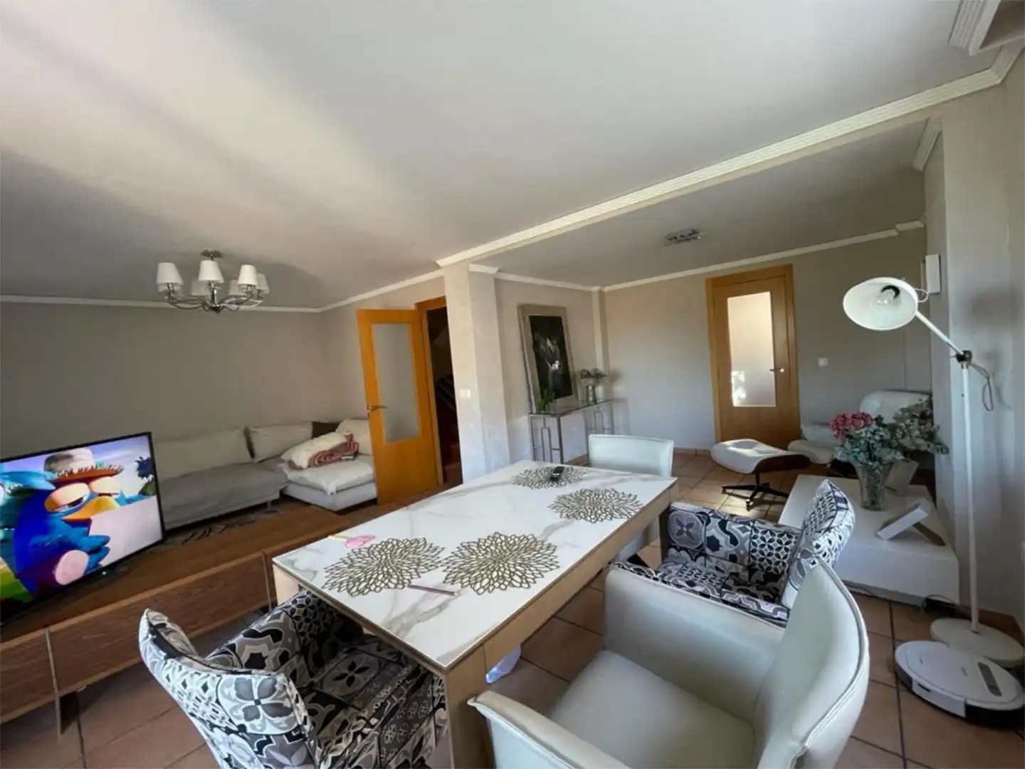 Sala d'estar de Casa adosada en venda en Gandia amb Terrassa, Piscina i Balcó