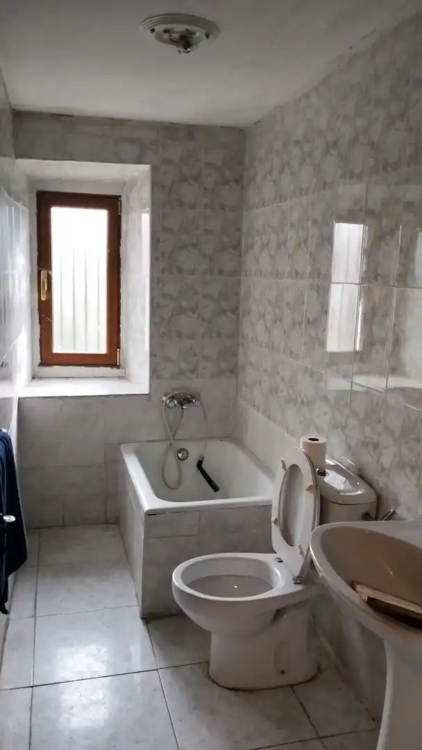 Casa o chalet en venta en Caserio Valbona, Allande Baño de Casa o chalet en venta en Allande con Jardín privado, Terraza y Trastero