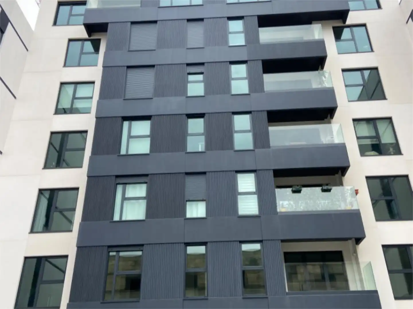 Piso en venta en Rúa Tomás A. Alonso, 93, Plaza Industria Vista exterior de Piso en venta en Vigo con Calefacción, Parquet y Trastero