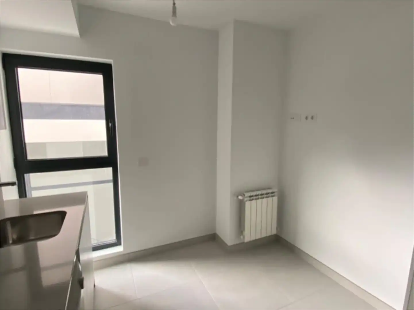 Piso en venta en Rúa Tomás A. Alonso, 93, Plaza Industria Habitación de Piso en venta en Vigo con Calefacción, Parquet y Trastero