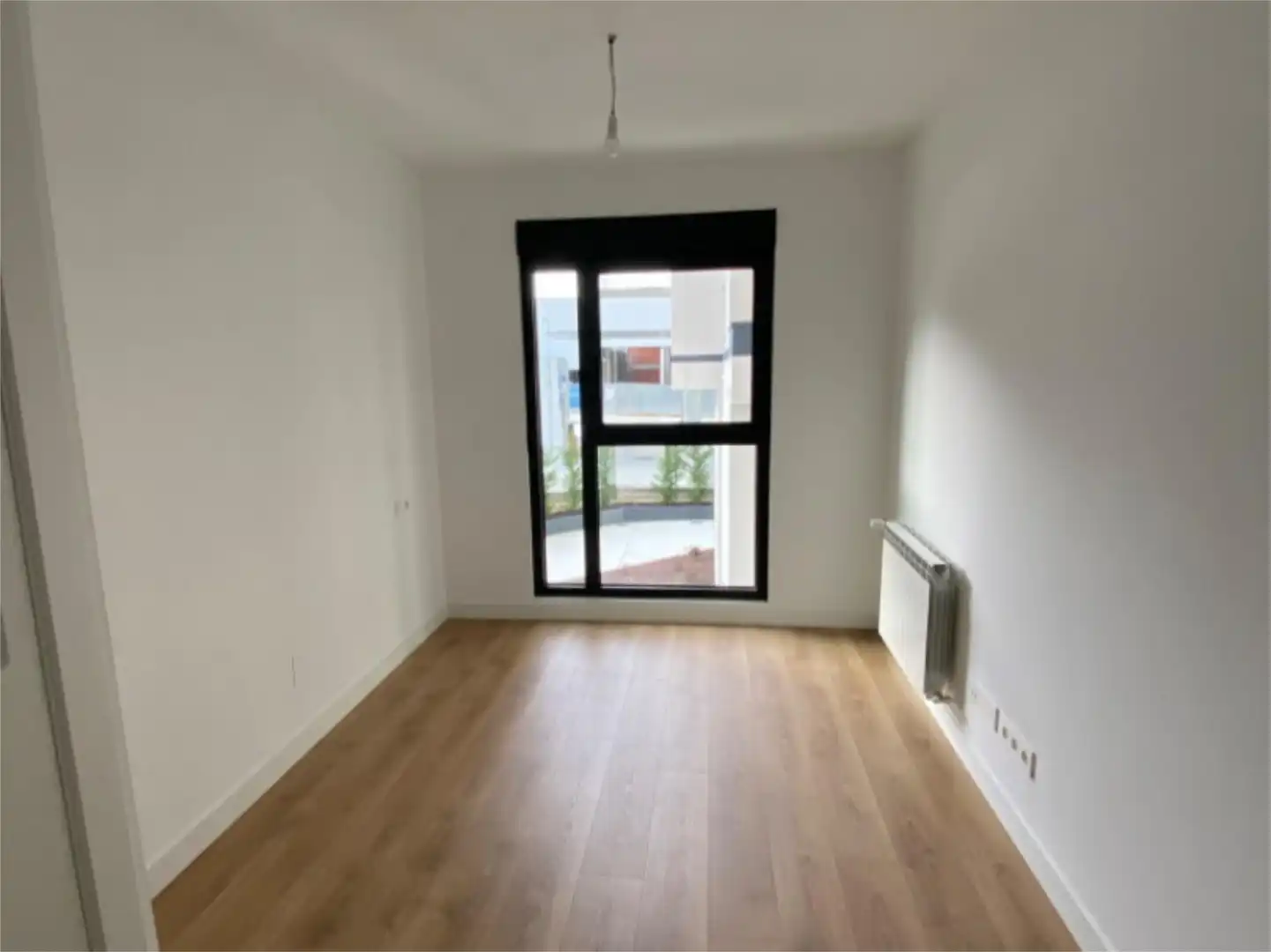 Piso en venta en Rúa Tomás A. Alonso, 93, Plaza Industria Habitación de Piso en venta en Vigo con Calefacción, Parquet y Trastero