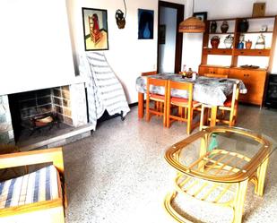 Living room of Flat for sale in Roda de Berà  with Air Conditioner, Terrace and Balcony