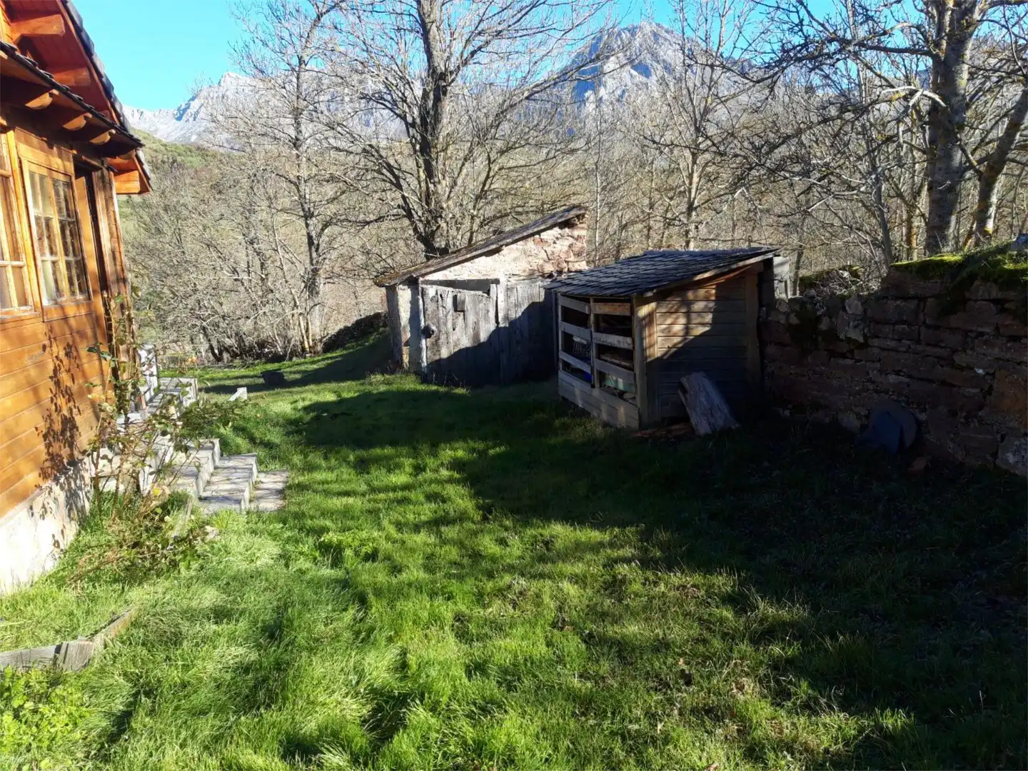 Jardín de Casa o chalet en venta en San Emiliano con Calefacción, Jardín privado y Parquet