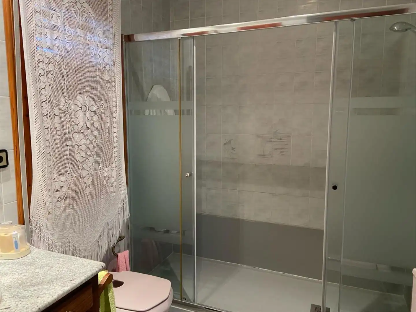 Piso en venta en La Ermita, 20, El Pinar - San León - Las Viñas Baño de Piso en venta en Teruel con Calefacción, Jardín privado y Terraza