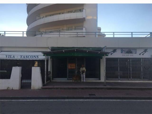 Local comercial en Venta en Carrer d'Eivissa, 17 en L'Estartit Poble