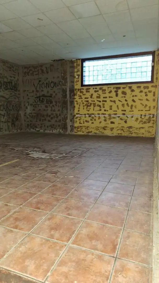 Local de alquiler en Rúa de Pablo Iglesias, 16, Boiro