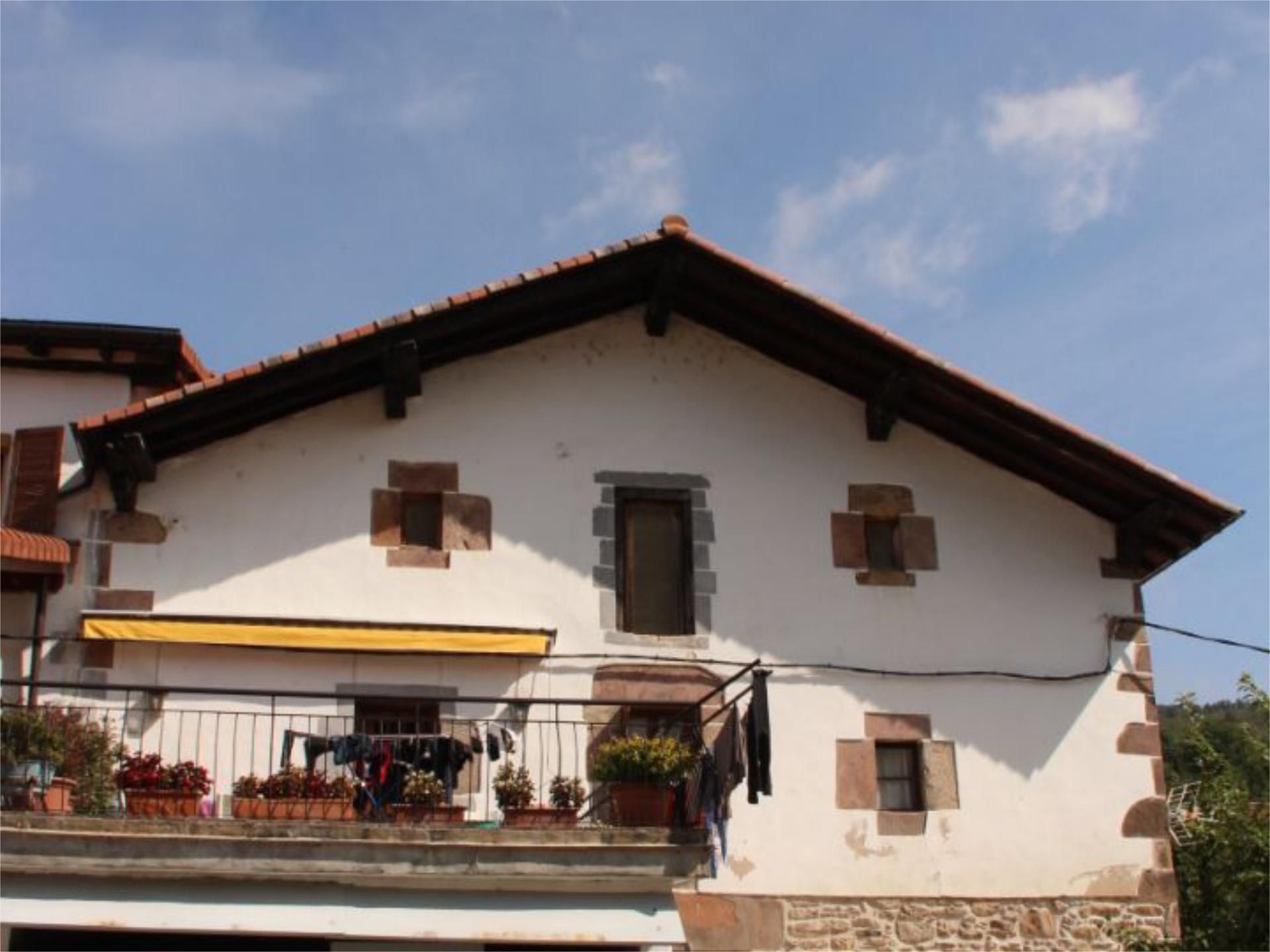 Exterior view of Flat for sale in Ezkurra  with Private garden, Parquet flooring and Terrace