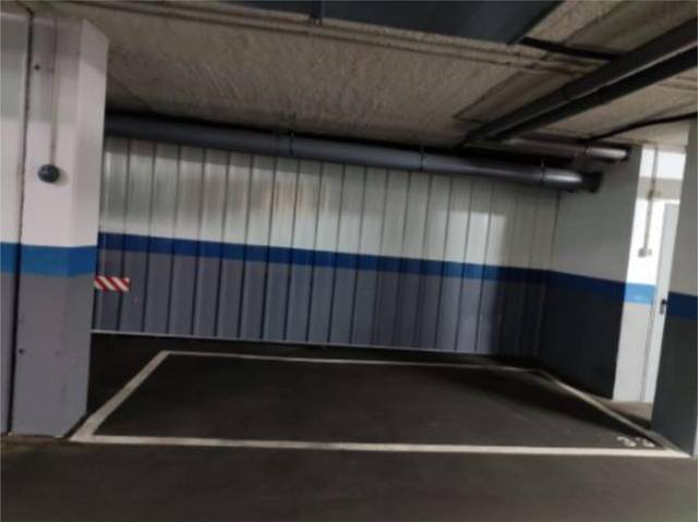 Garaje en Alquiler en Calle de Félix Candela, 72 en Valdebebas - Valdefuentes