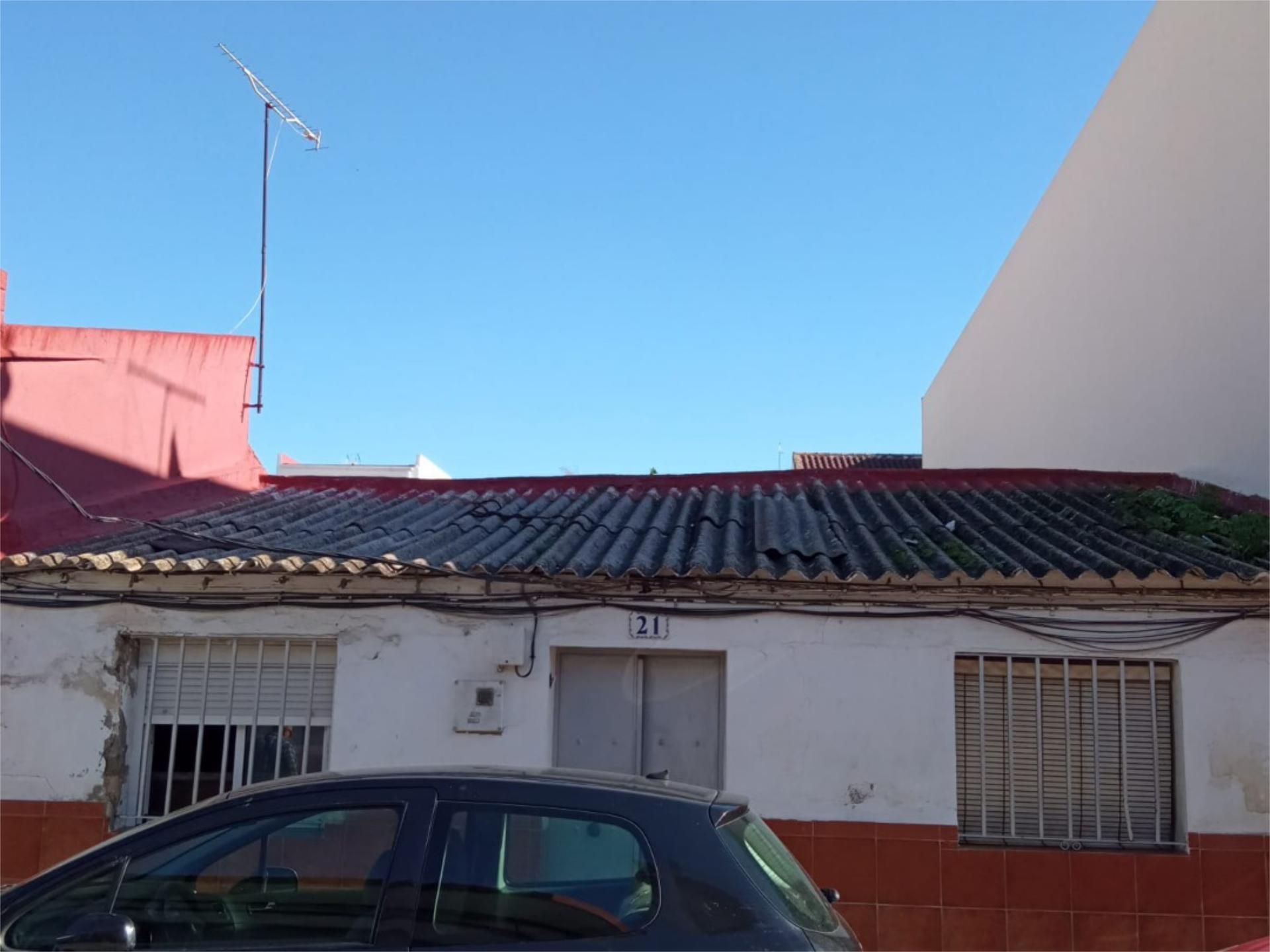 Vista exterior de Casa adosada en venta en Camas