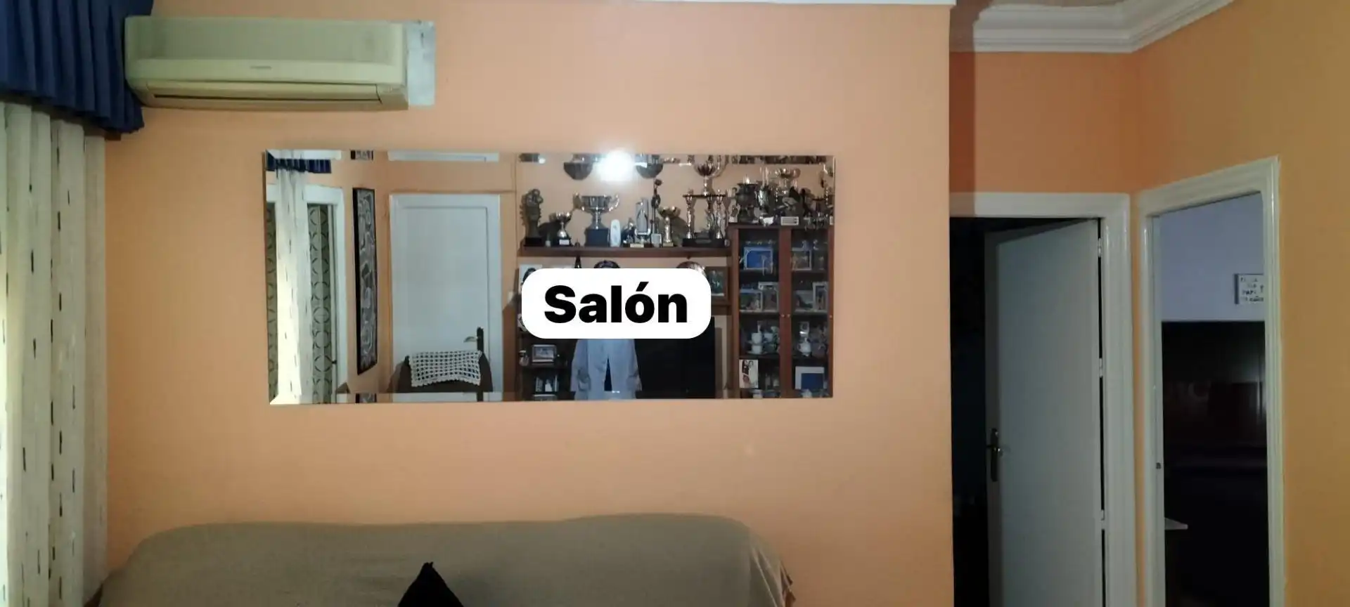 Sala d'estar de Casa adosada en venda en Totana amb Aire condicionat i Terrassa