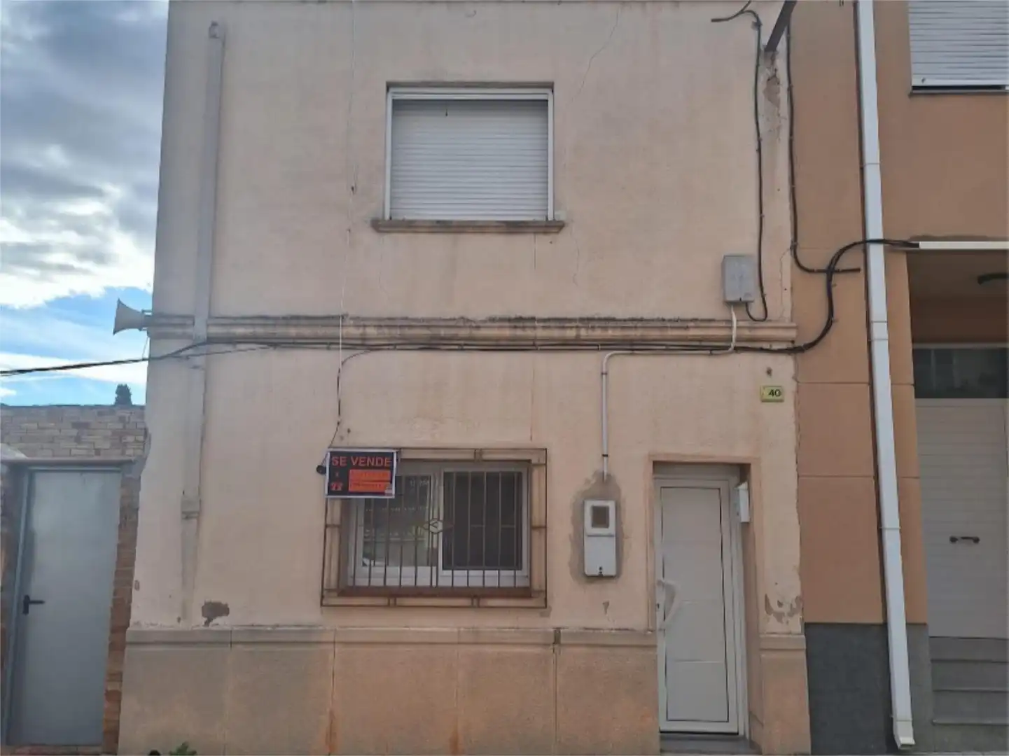 Casa adosada en venda a Avinguda de Don Álvaro, 40, Urbanitzacions Vista exterior de Casa adosada en venda en Tortosa amb Aire condicionat, Parquet i Terrassa