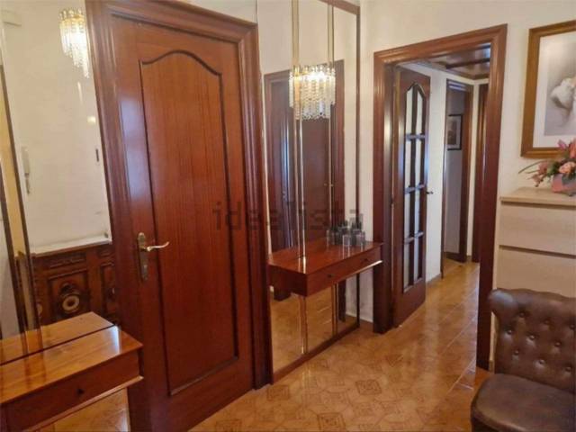 Garaje en Venta en Avinguda de la Mare de Déu de Montserrat, 133 en El Guinardó