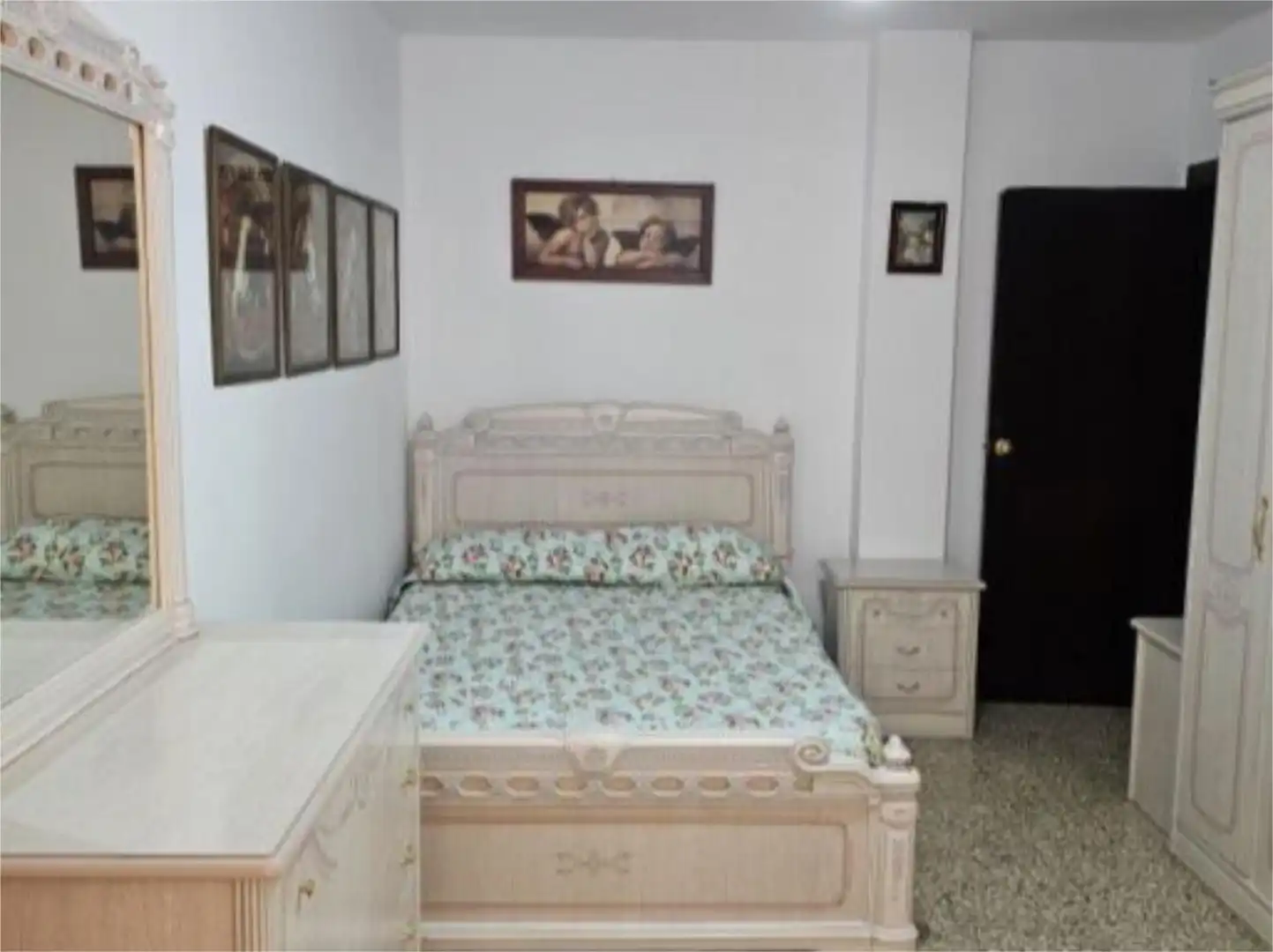 Pis de lloguer a Calle Loja, 17, Capuchinos - Los Olivos Dormitori de Pis de lloguer en Vélez-Málaga amb Moblat i Balcó
