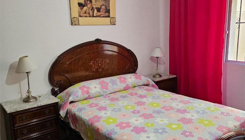 Flat to rent in Calle Loja, 17, Capuchinos - Los Olivos, Málaga - image 1 Photo 1 of Flat to rent in Calle Loja, 17, Capuchinos - Los Olivos, Málaga