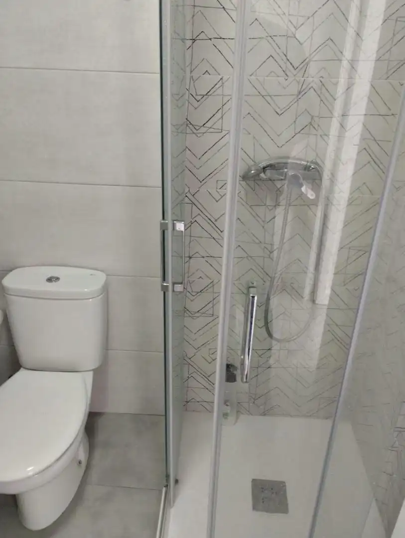 Bathroom of Study for share in Murcia  with Furnished, Oven and Washing machine