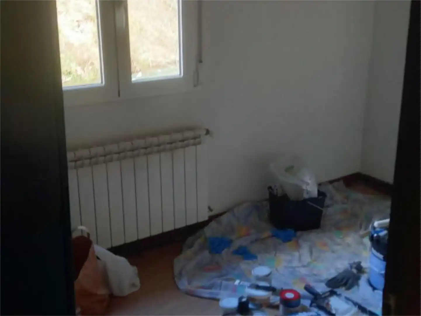 Dormitori de Casa o xalet en venda en Belmonte de Miranda amb Terrassa
