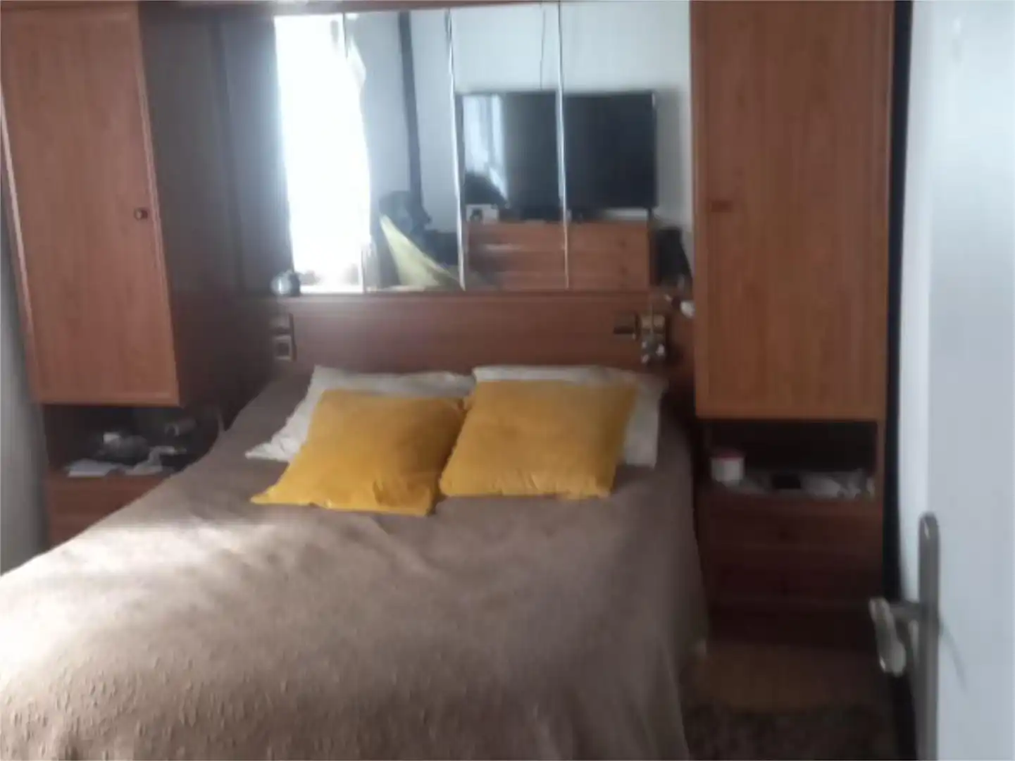 Dormitori de Casa o xalet en venda en Belmonte de Miranda amb Terrassa