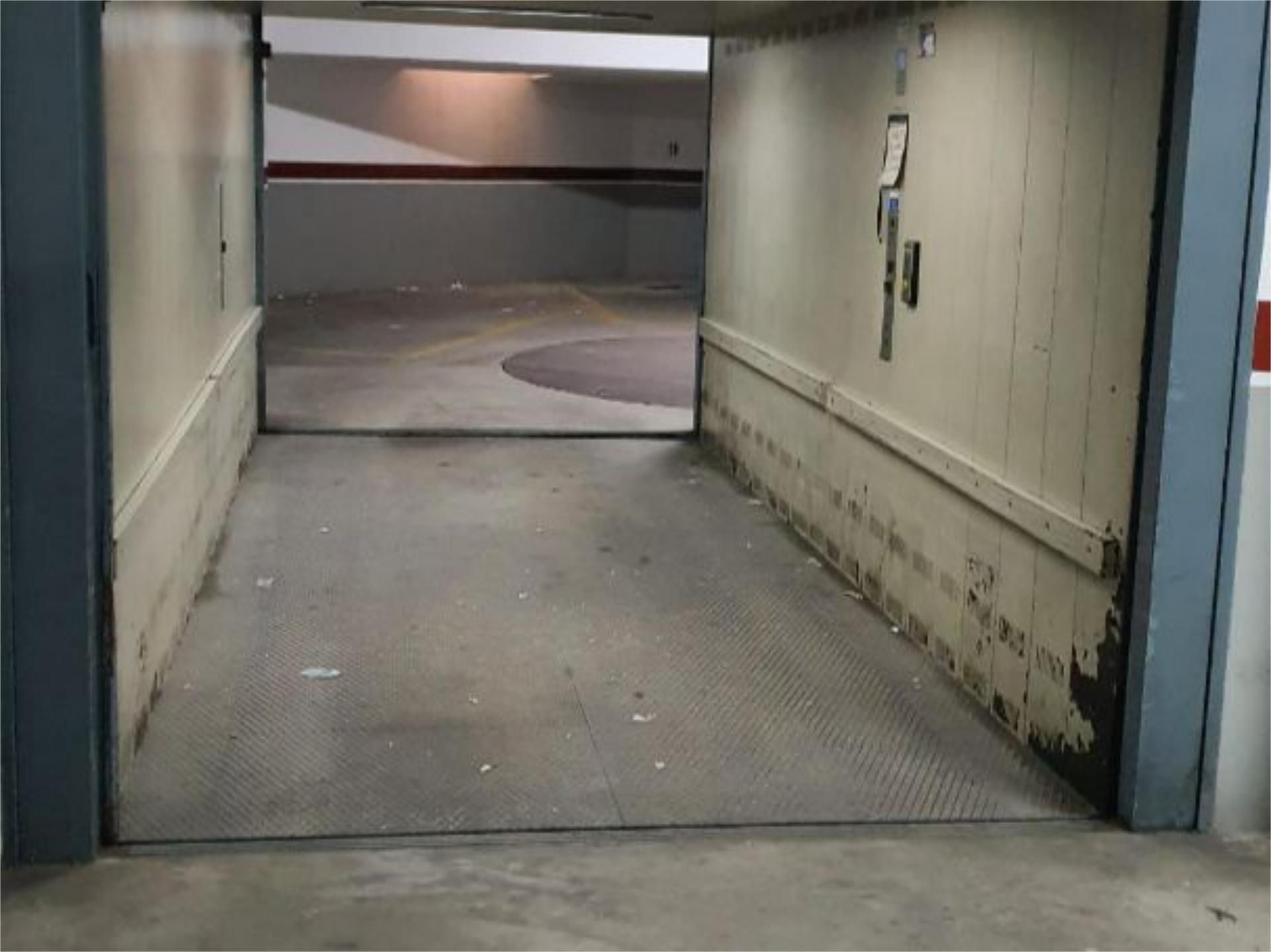 Parking de Garaje de alquiler en  Valencia Capital