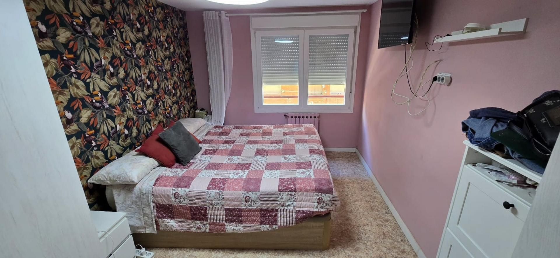 Bedroom of Flat for sale in  Zaragoza Capital  with Air Conditioner, Heating and Terrace