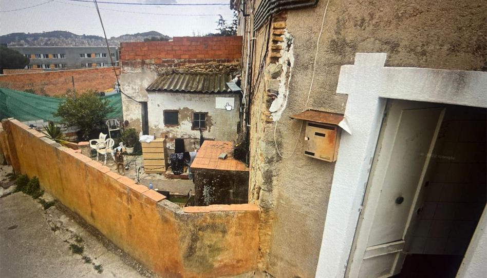 Casa o xalet en venda a Carrer de Dosrius, 11, Horta, Barcelona - imatge 1 Foto 1 de Casa o xalet en venda a Carrer de Dosrius, 11, Horta, Barcelona