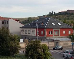 Vista exterior de Casa o xalet en venda en Segovia Capital