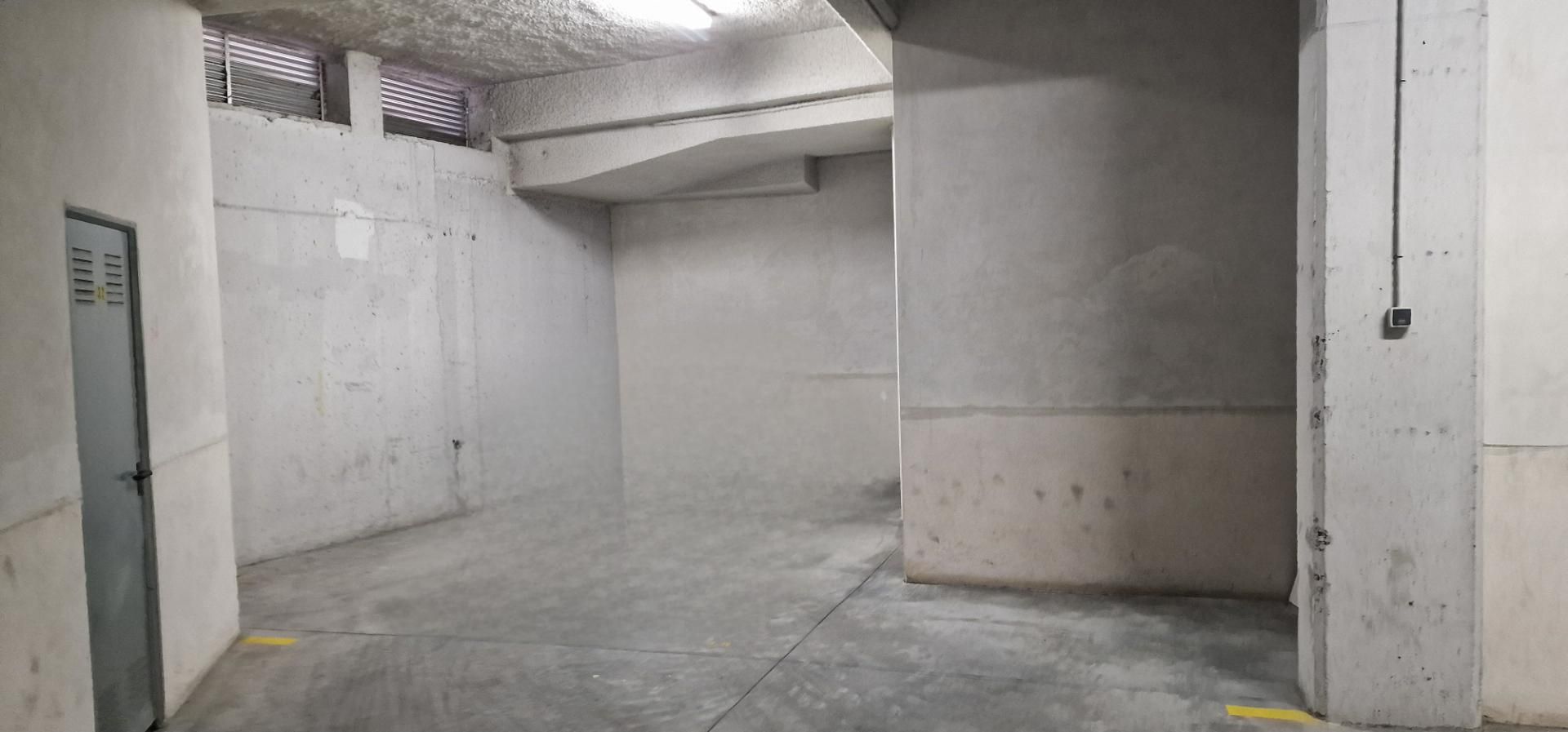 Garage for sale in Pontevedra Capital 