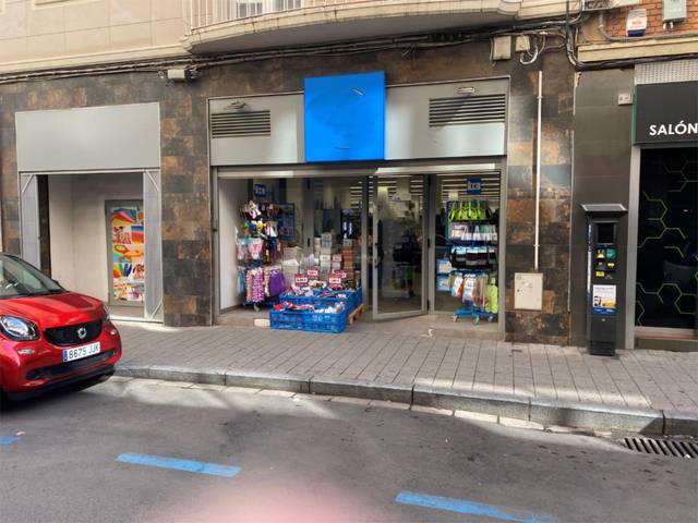 Local comercial en Alquiler en Calle San Antonio, 12 en Centro