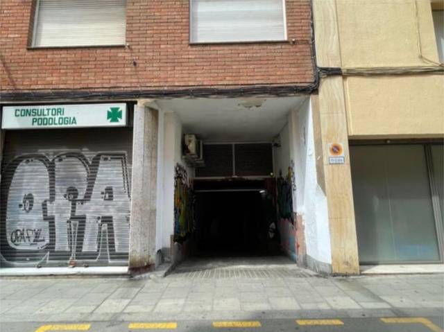 Garaje en Alquiler en Carrer de Martí, 35 en Vila de Gràcia