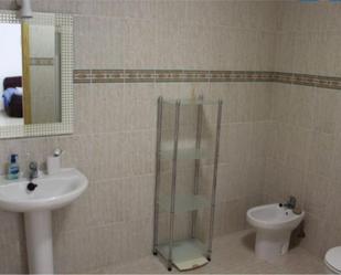 Bathroom of Flat for sale in Oropesa del Mar / Orpesa  with Air Conditioner and Terrace