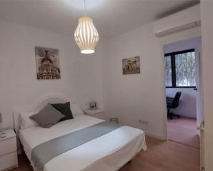Flat to rent in Calle de Santiago de Compostela, 24,  Madrid Capital