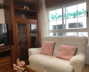 Living room of Flat to share in  Albacete Capital  with Air Conditioner, Terrace and Balcony