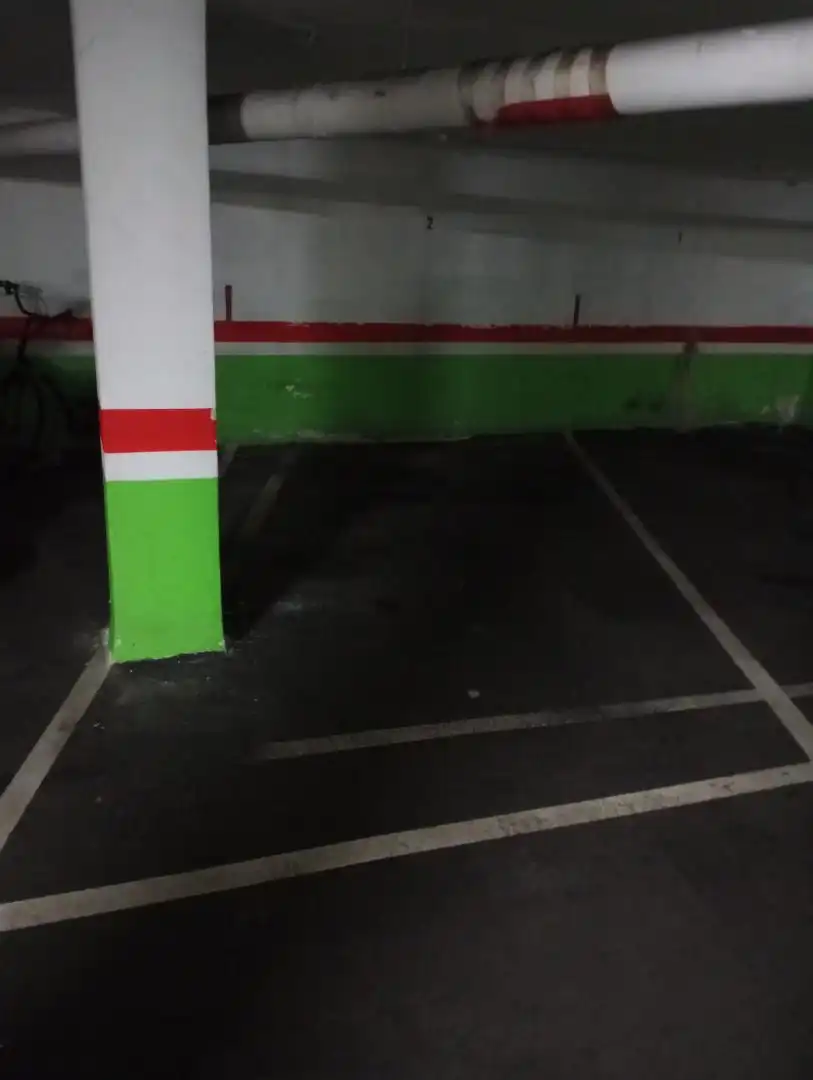 Parkplatz von Garage zur Miete in Gijón 