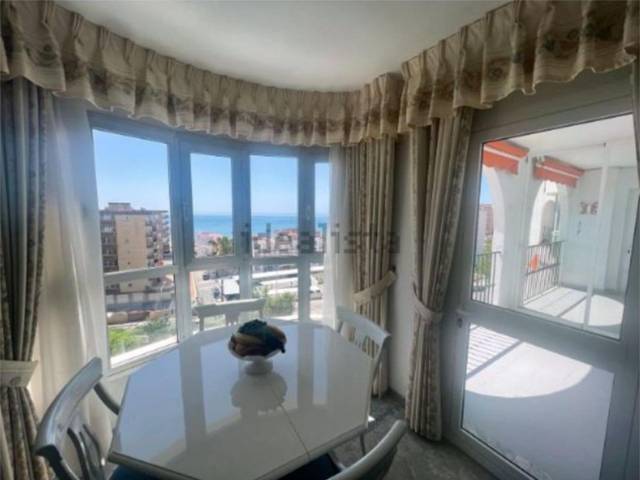 Piso en Alquiler en Avenida Nuestro Padre Jesús Cautivo, 32 en Playa de los Boliches