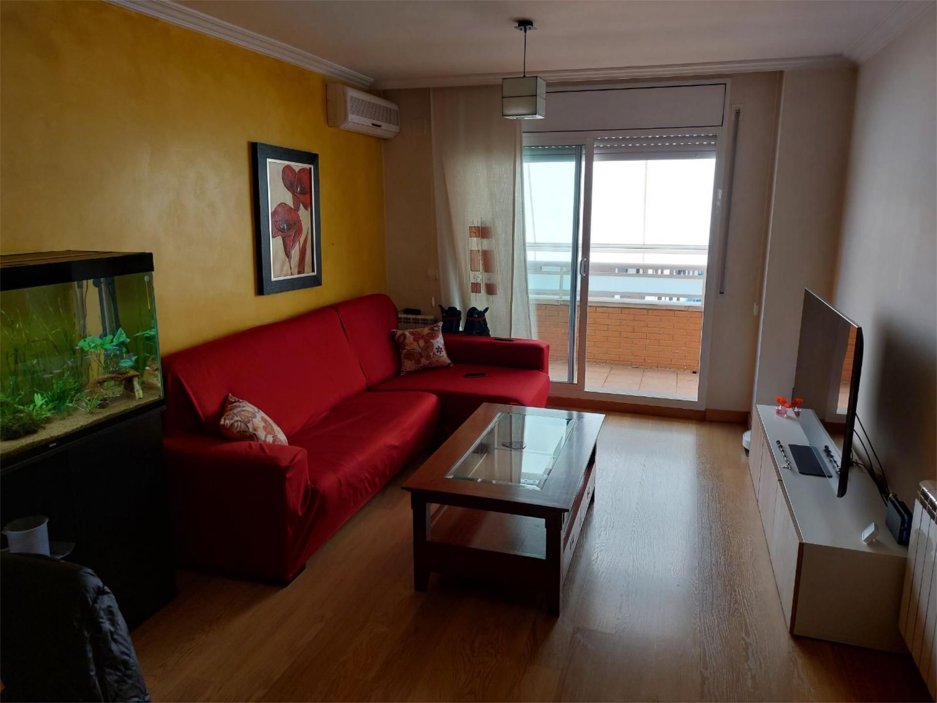 Living room of Flat for sale in  Lleida Capital  with Air Conditioner, Heating and Parquet flooring
