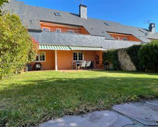 Vista exterior de Casa o xalet en venda en Guadarrama amb Terrassa