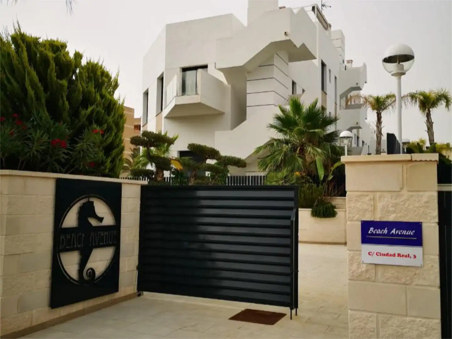 Exterior view of Apartments for rent in Elche / Elx  with Air Conditioner, Terrace and Swimming Pool
