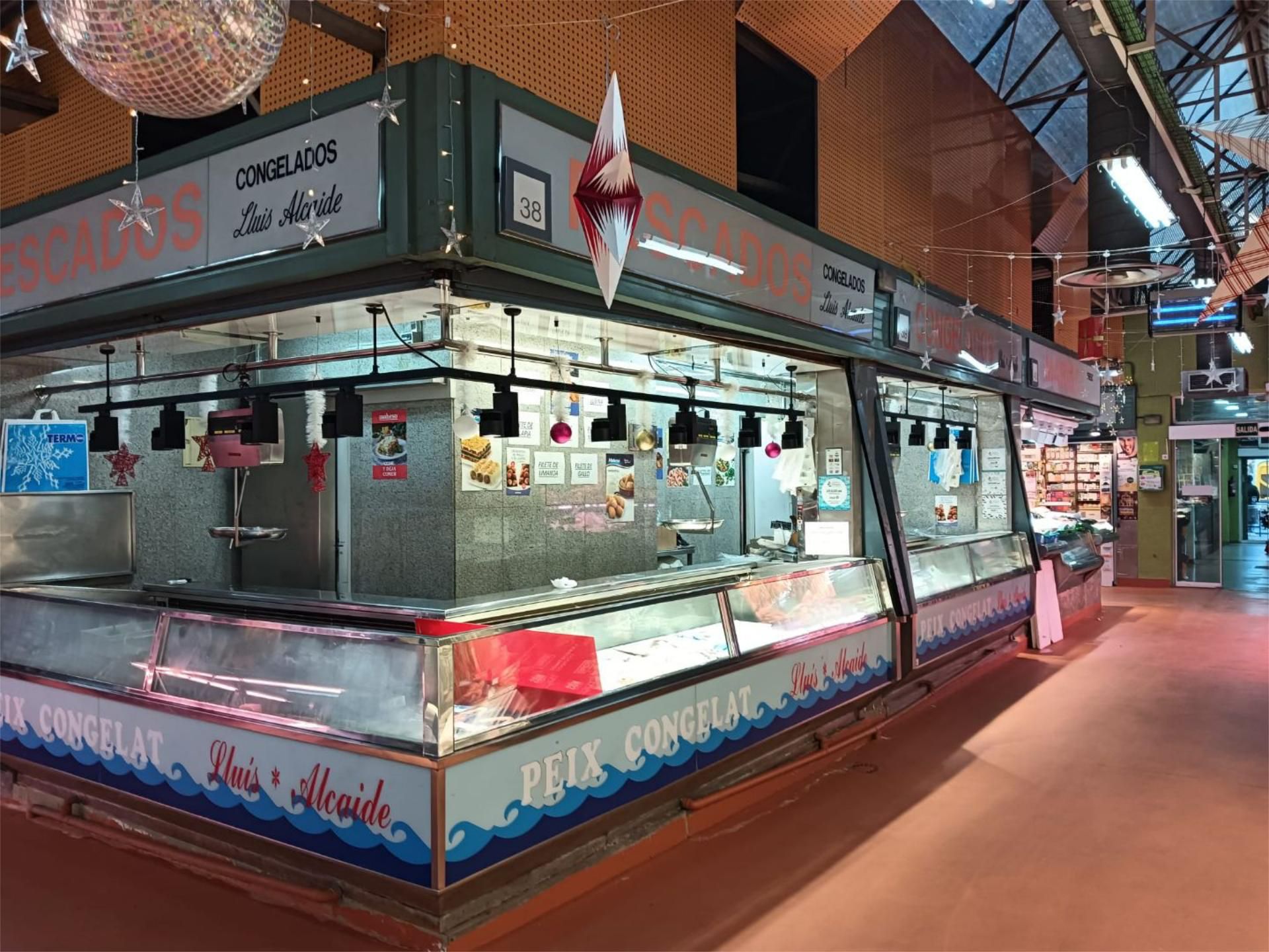 Local en venda a Rambla de la Marina, 151, Bellvitge Local en venda en L'Hospitalet de Llobregat amb Moblat