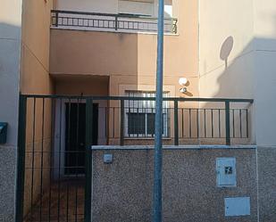 Exterior view of Single-family semi-detached for sale in Talavera la Real  with Balcony