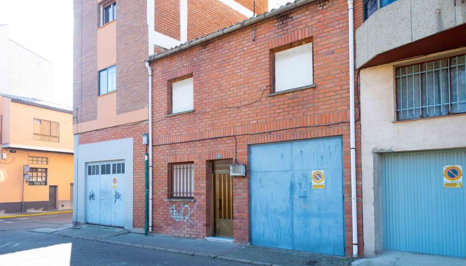 Photo 1 of Single-family semi-detached for sale in Calle del Zapardiel, 2, Medina del Campo, Valladolid