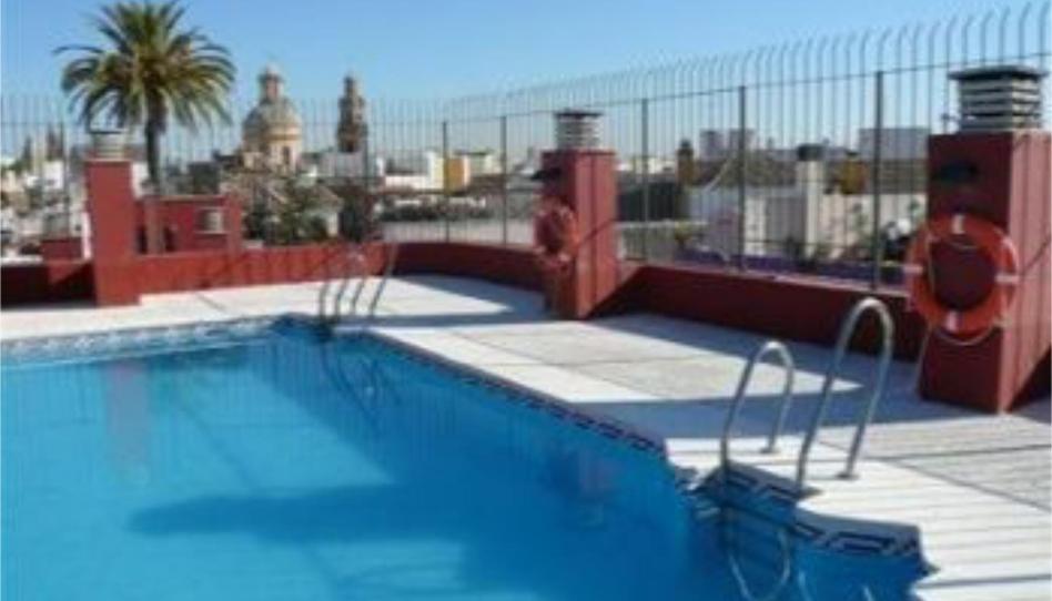 Duplex to rent in Calle Lirio, 8, San Bartolomé, Sevilla - image 1 Photo 1 of Duplex to rent in Calle Lirio, 8, San Bartolomé, Sevilla