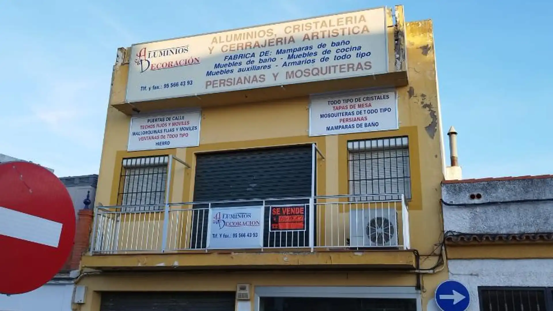 Local en venta en Calle Aragón, 36, Centro - Doña Mercedes Vista exterior de Local en venta en Dos Hermanas con Aire acondicionado