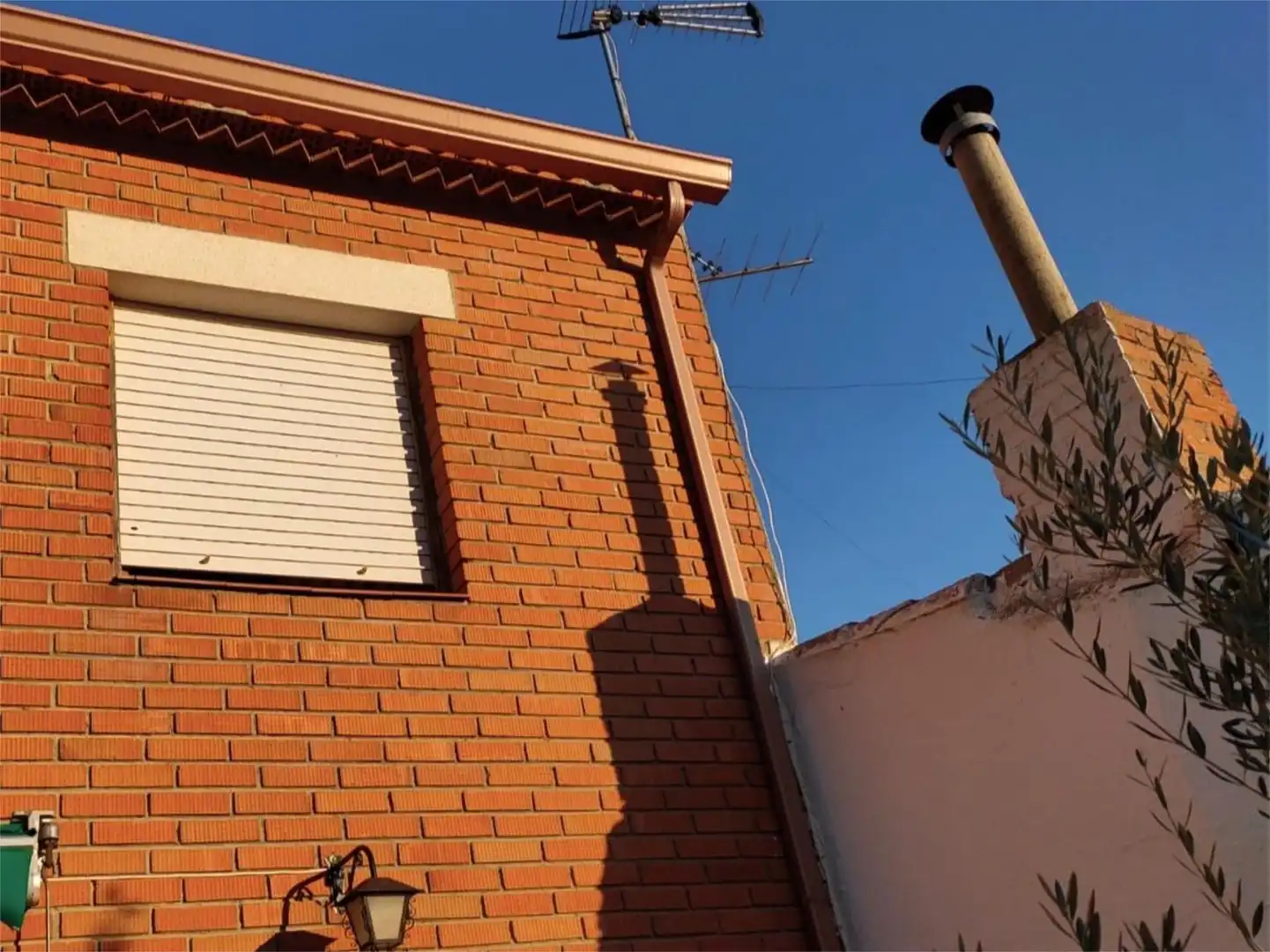 Casa adosada en venta en Travesia Santo, 16, Tresjuncos Vista exterior de Casa adosada en venta en Tresjuncos con Jardín privado, Terraza y Trastero