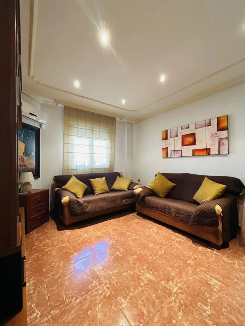 Casa o xalet en venda a Calle la Gloria, 38, Huércal de Almería Sala d'estar de Casa o xalet en venda en Huércal de Almería amb Aire condicionat, Terrassa i Balcó
