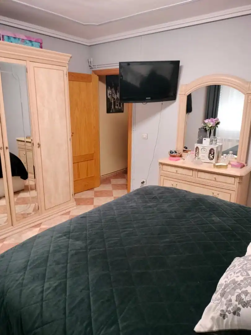Schlafzimmer von Einfamilien-Reihenhaus zum Verkauf in Yepes mit Klimaanlage