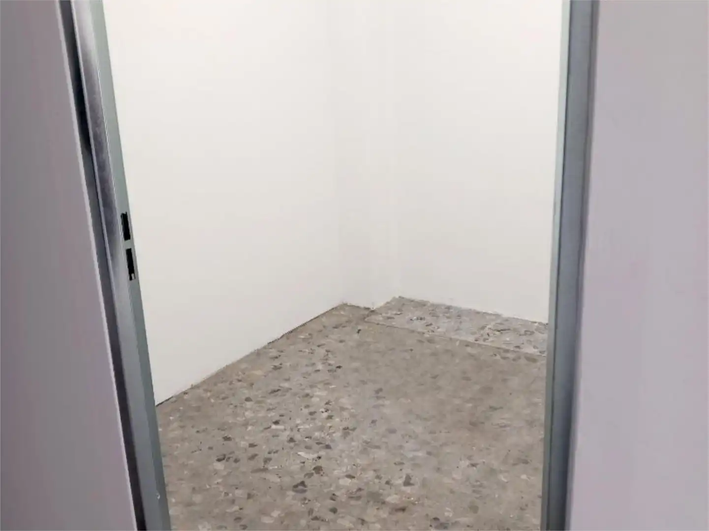 Storage room for sale in Burgos
